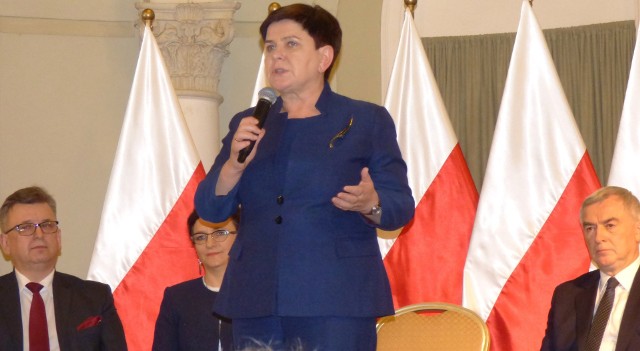 Wicepremier Beata Szydło złożyła w piątkowy wieczór wizytę w Busku-Zdroju.