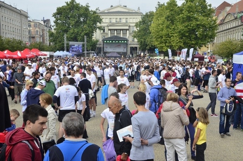 Run Business Poznań - start i meta na Placu Wolności