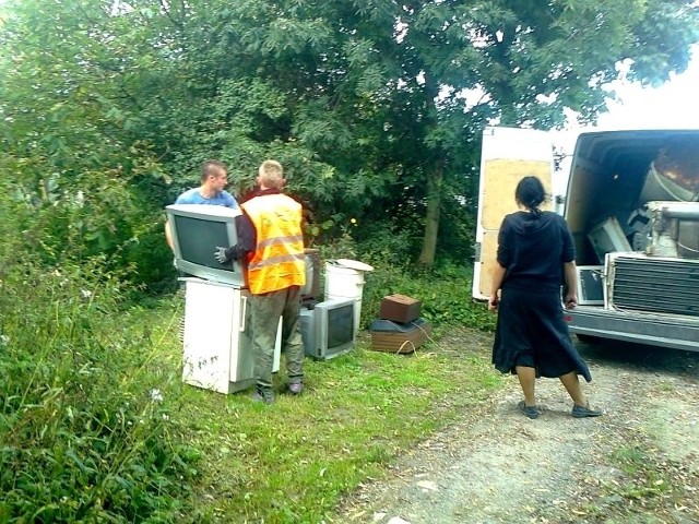 Wystawione elektrośmieci były nieodpłatnie zabierane przez wynajętą firmę 