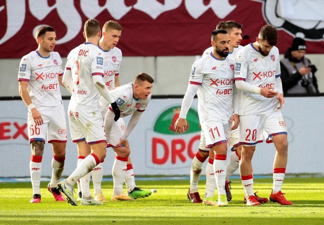 Górnik Łęczna - Raków LIVE! Kto rywalem Legii w finale Pucharu Polski?