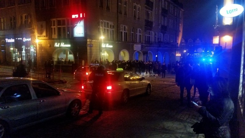 W nocy z piątku na sobotę poznańscy funkcjonariusze wzięli...