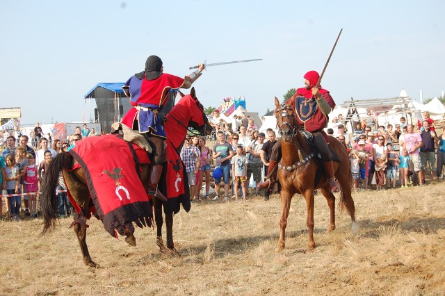 Trębacze niedługo zagrają wsiadanego. Bo jeszcze w lipcu, na polach Tuszyn, nasze wojska zetrą się z Krzyżakami