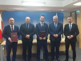 Umowy podpisano. 6,5 mln zł wyniesie modernizacja drogi na odcinku Łuków–Dębowica