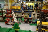 Lego City w Sukcesji. Elektryczne pociągi z klocków lego [ZDJĘCIA]