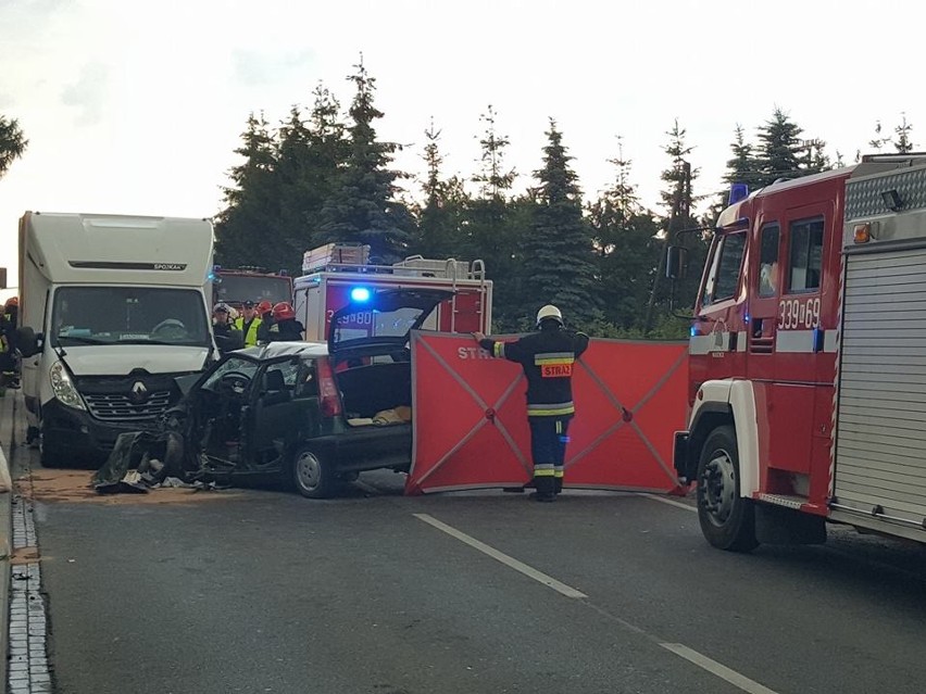 Poważny wypadek w Cianowicach. Jedna osoba nie żyje