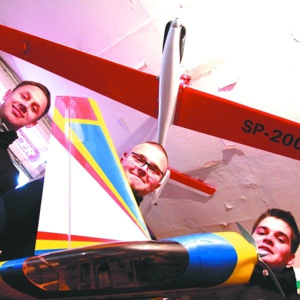Od lewej: Maciej Miller, Grzegorz Tichoniuk, Konrad Cylwik