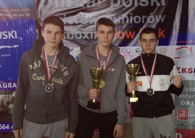 Kieleccy zawodnicy zdobyli trzy medale - srebrny wywalczył  Jakub Dądela, złote Bartosz Dądela i Mateusz Jakubowski.