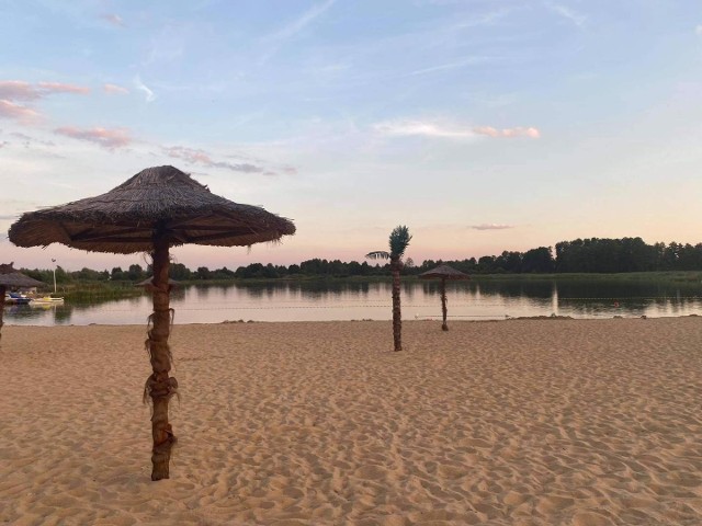 Park Wodny "Mamut" zlokalizowany jest tuż przy obwodnicy Garwolina wokół Jeziora Mamuciego w Woli Rębkowskiej.