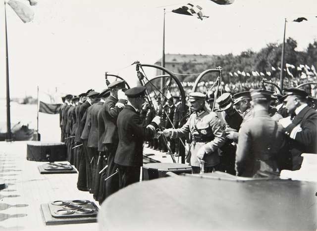 W 1921 r. marszałek Józef Piłsudski podczas wizytacji w Toruniu był przyjmowany z najwyższymi honorami 