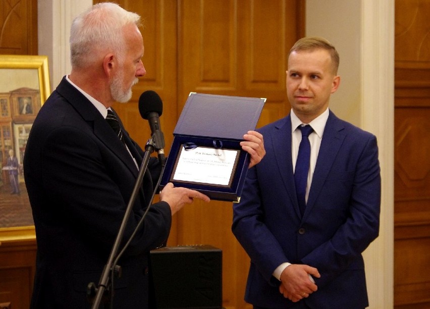 Tomasz Sudoł, historyk z Nowej Dęby laureatem Nagrody imienia doktora Michała Marczaka