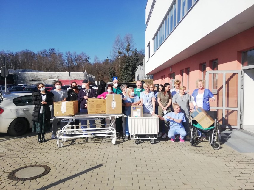 Szpital w Zabrzu wysłał leki i środki medyczne do oblężonego Kijowa. Mają pomóc rannym w wojnie na Ukrainie