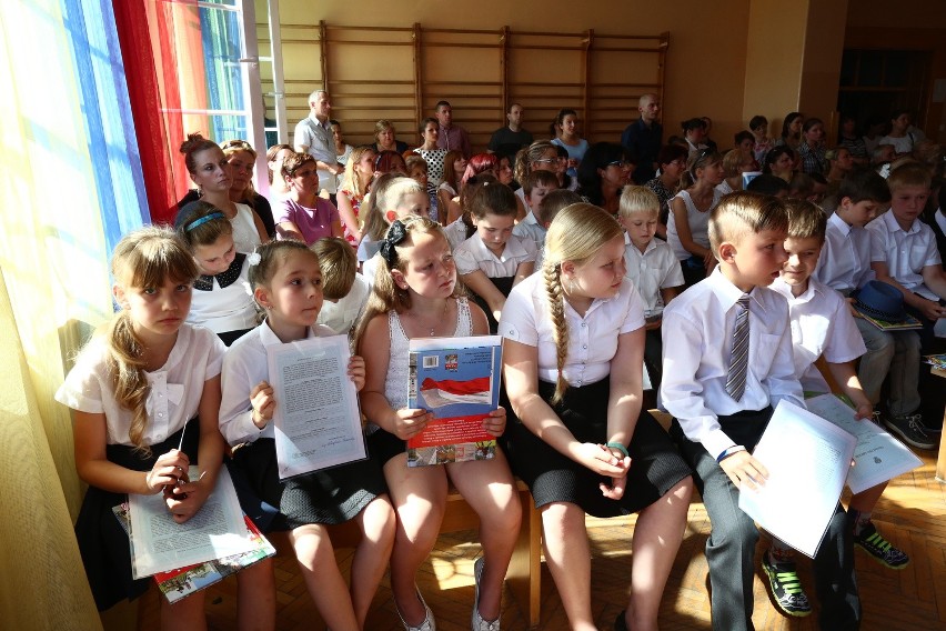 W Szkole Podstawowej nr 2 w Słupsku odbyła się uroczystość...