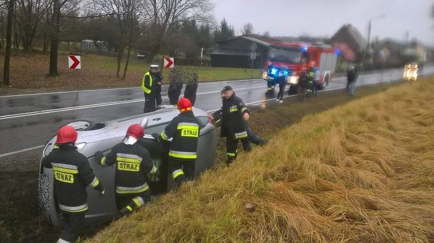 Kolizja na drodze krajowej nr 21 w Dretyniu