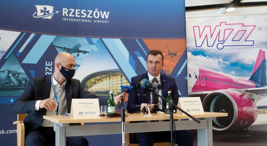Nowe połączenia lotnicze z Jasionki - konferencja prasowa.