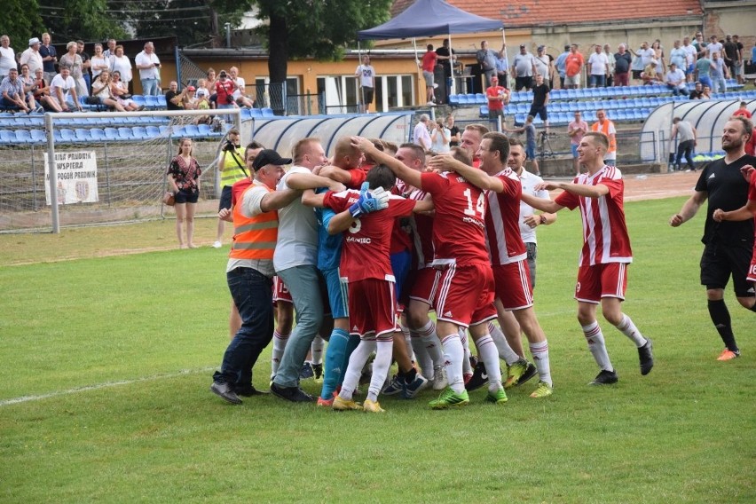 Fortuna Głogówek - Ścinawa Nysa-Korfantów 1-1 (karne 3-1).