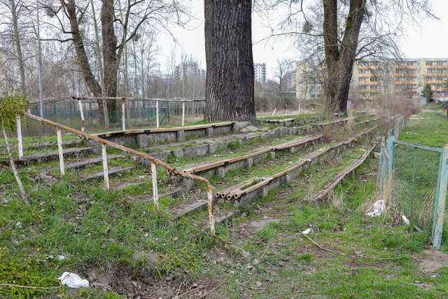 Trybuny stadionu Czarnych Szczecin.