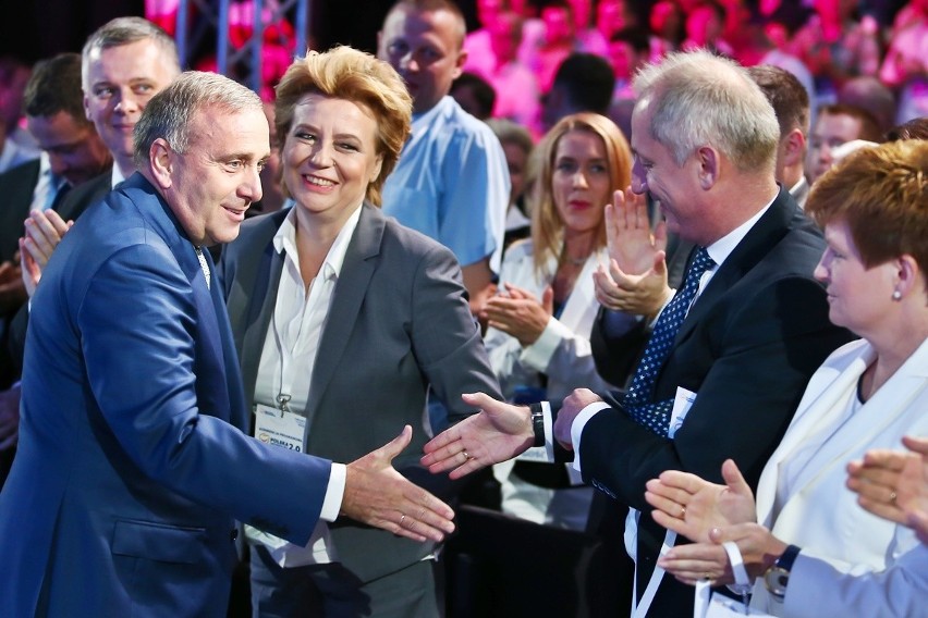 Schetyna na konwencji programowej PO: Nie pozwoli na niszczenie Polski