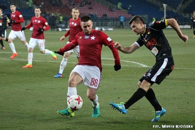 W sobotnim meczu Ekstraklasy Wisła Kraków pokonała na własnym boisku Jagiellonię Białystok (3:1). Zobacz galerię zdjęć z tego spotkania!