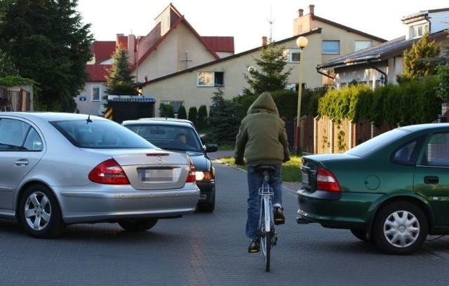 Mieszkańcy wzięli sprawy w swoje ręce. Jak mówią ruch na ich ulicy jest za duży.