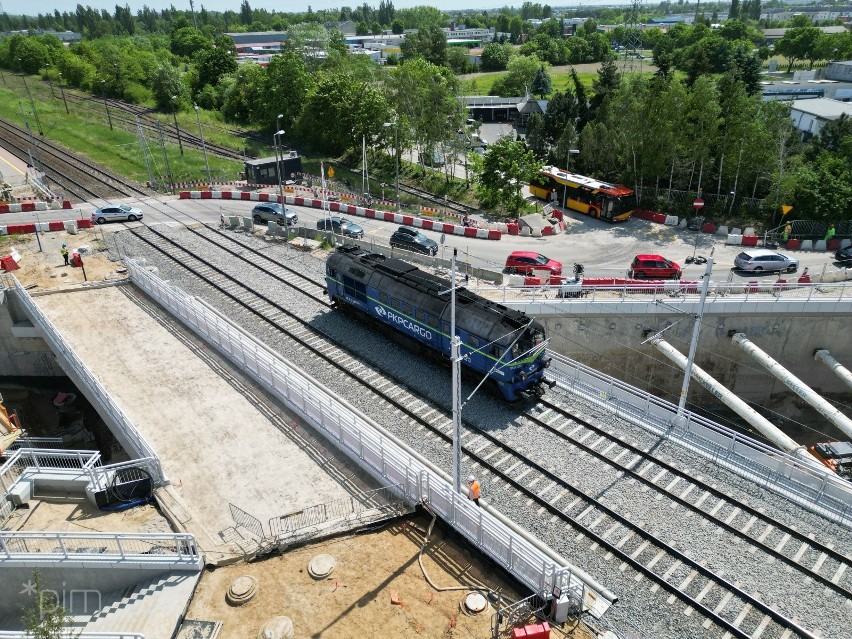 Budowa przejazdu pod torami kolejowymi w ciągu ul....