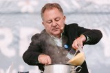 Zobacz zdjęcia z pokazu kulinarnego Roberta Makłowicza podczas festiwalu Karpaty na widelcu