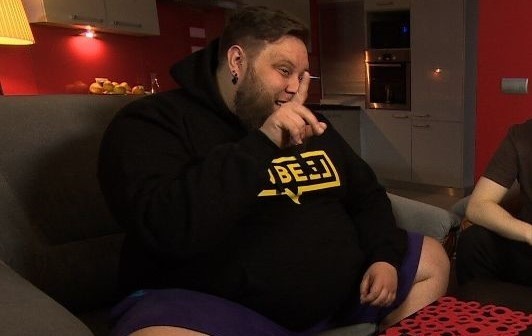 Mateusz "Big Boy" Borkowski z "Gogglebox. Przed telewizorem" schudł 170 kg. Na nowych zdjęciach trudno go rozpoznać