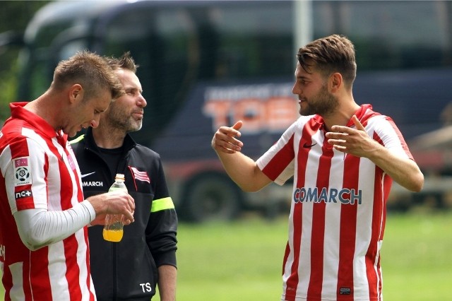 Mateusz Cetnarski zdobył jedną z bramek dla "Pasów"