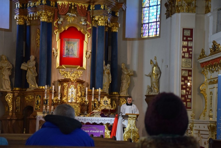 Każda msza z Rokitna zaczynać się będzie od odmówienia...