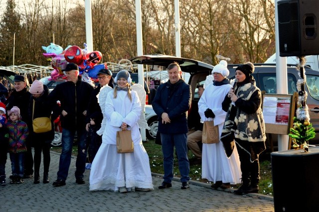 Dobre Anioły krążyły miedzy uczestnikami Wigilii Miejskiej w Zbąszynku 