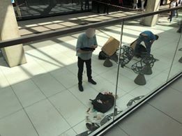 Podejrzane bagaże sprawdzili policyjni specjaliści