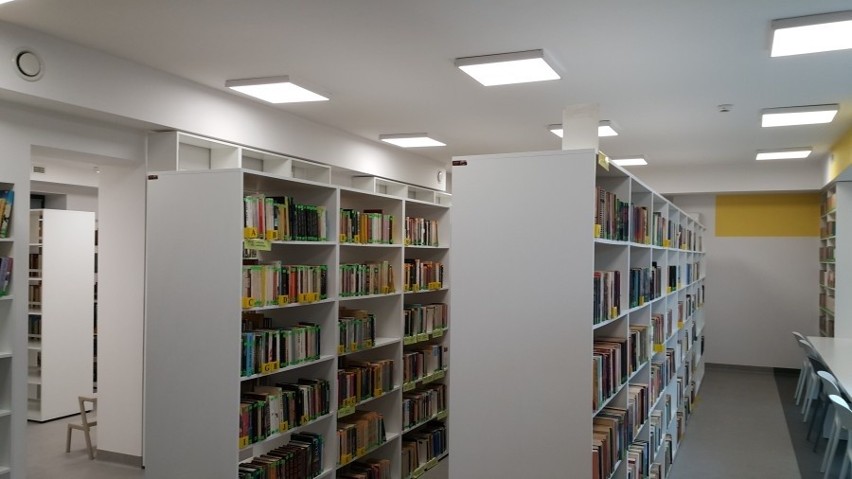 Biblioteka Publiczna MOKSiR w Chełmku przeniosła się już do...
