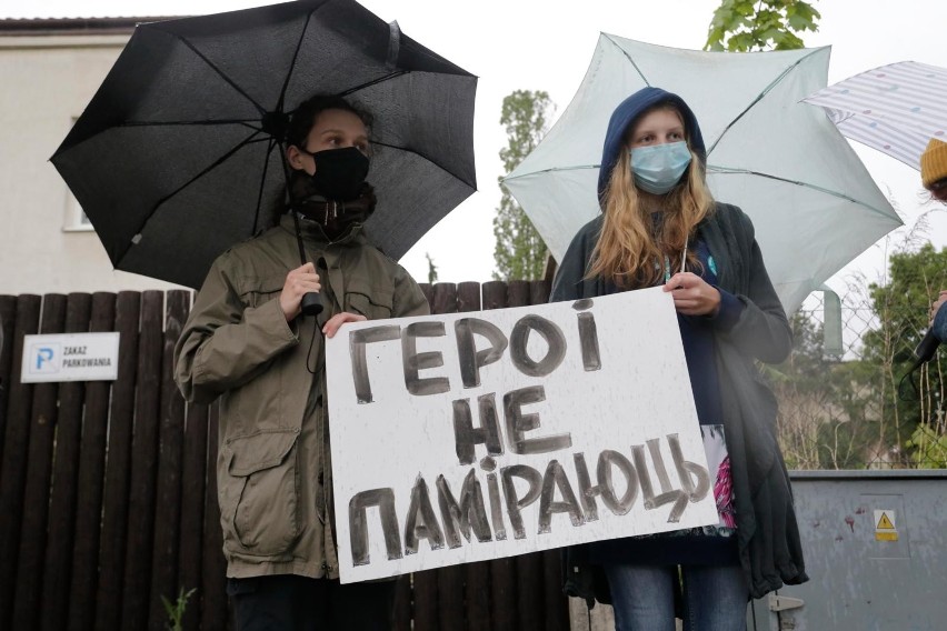 Protest pod ambasadą Białorusi w Warszawie