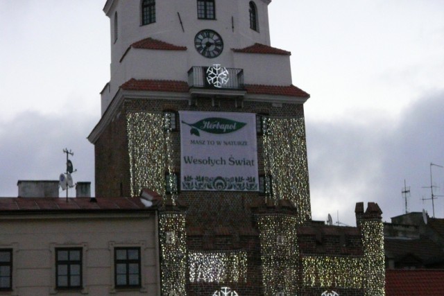 Reklama na Bramie Krakowskiej