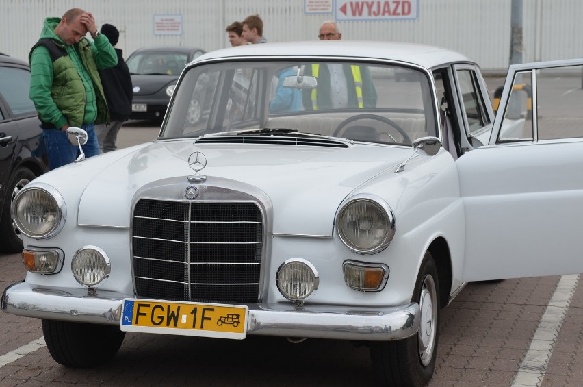 - Jakbyśmy mieli zmieniać auto, to na pewno na mercedesa -...