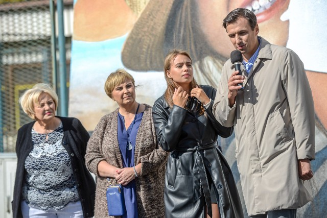 Mural Ani Przybylskiej w Gdyni uroczyście odsłonięty