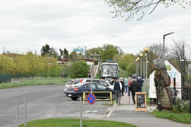 Największy parking w Kałdowie władze Malborka planowały wynająć na trzy lata za minimum 240 tys. plus VAT rocznie.