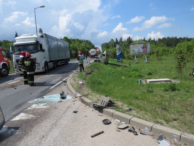 Do groźnie wyglądającego wypadku doszło w czwartek ok. godziny 13.00 w Piszu.