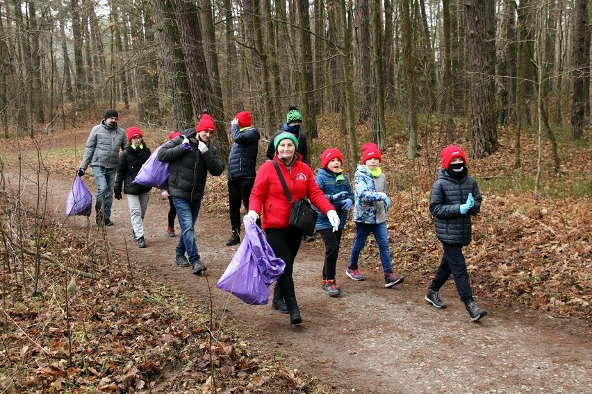 Kółko na Rejowie - sprzątanie wokoł zalewu Rejów w Skarżysku-Kamiennej