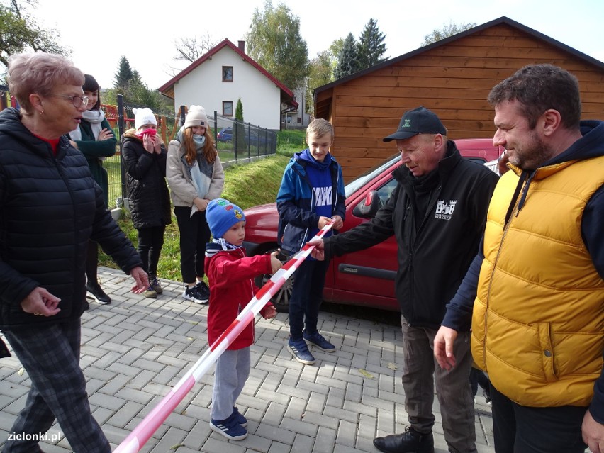 Otwarcie placu zabaw w Przybysławicach