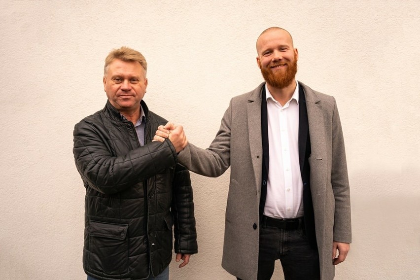 (Od lewej: Artur Suszek i Piotr Grabiec)