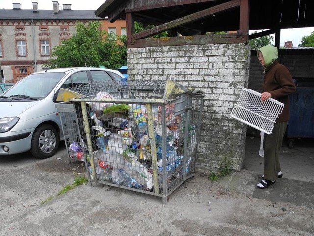 Lębork szykuje się do wprowadzenia ustawy śmieciowej. Ma ona spowodować, że śmieci nie będą trafiały byle gdzie.  