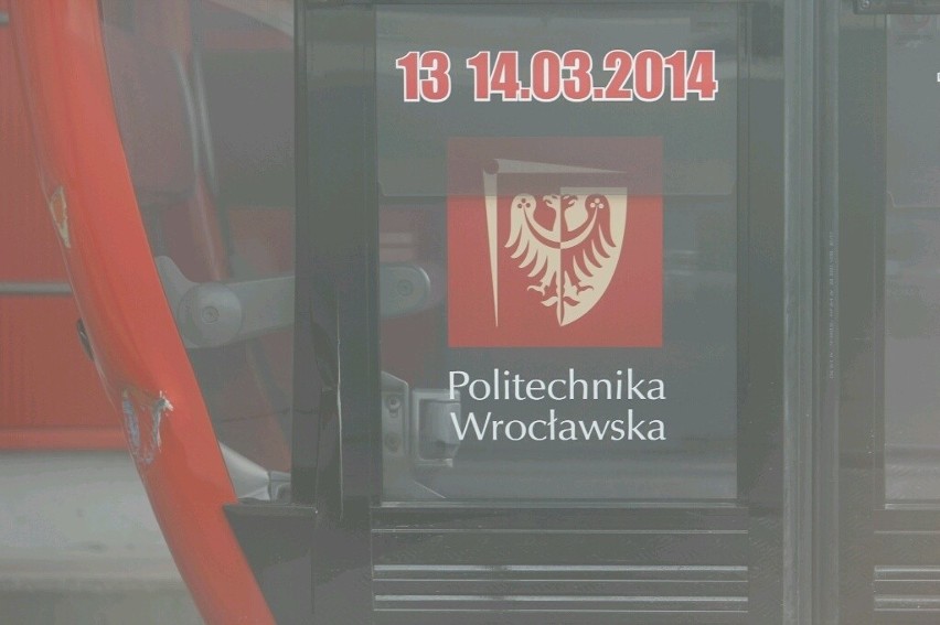 Wrocław: Wypadek Polinki. Przerażeni studenci krzyczeli. Kolejka nieczynna do odwołania (ZDJĘCIA)