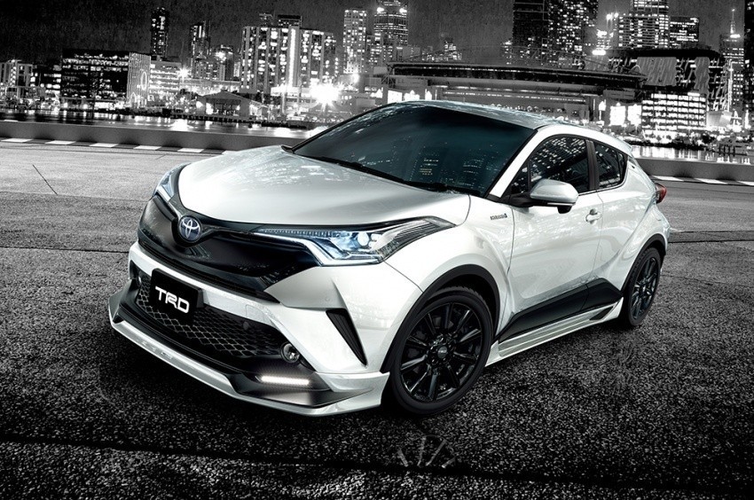 Toyota C-HR to nowy kompaktowy crossover Toyoty dostępny z...