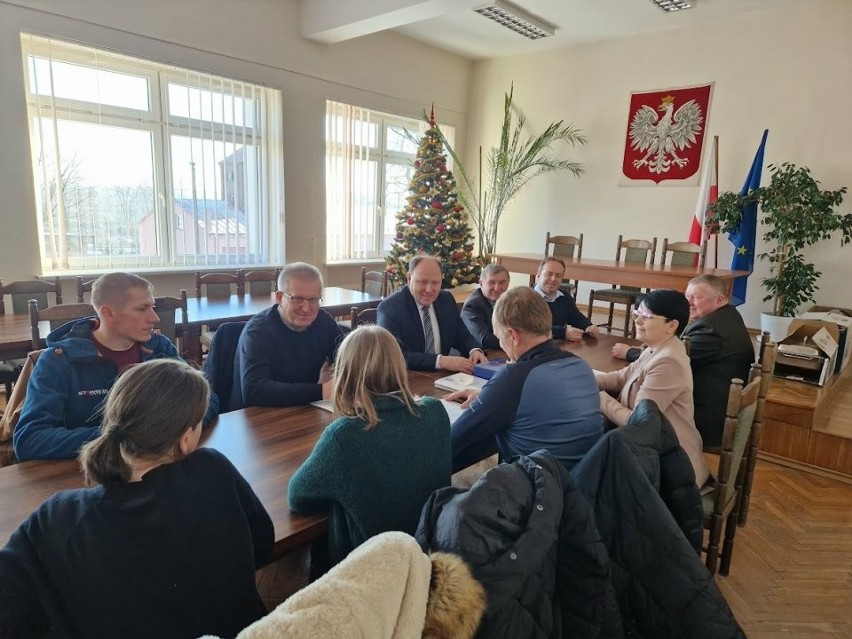 Gmina Odrzywół przekazała wykonawcy plac budowy zbiornika „Wysokin”. Lada dzień rozpocznie się budowa zalewu