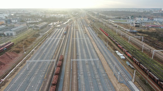 Widok na nowy układ torów na stacji Białystok