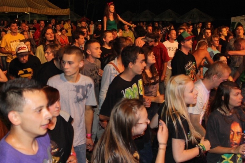 Wielu gości Stolicy Reggae Festiwal zostaje przez trzy dni w...
