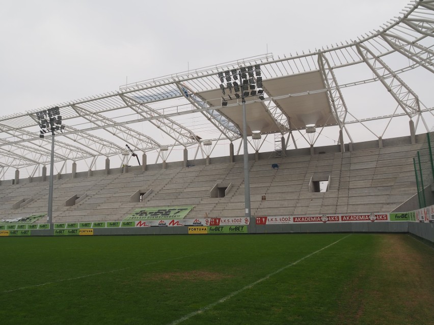 Przedderbowe "harce" ruszyły. Zniszczone siedziska na stadionie ŁKS - ZDJĘCIA