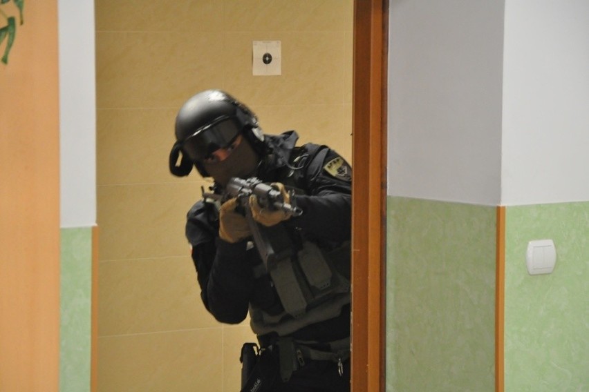 Jednostka specjalna policji ćwiczy w Słupsku 