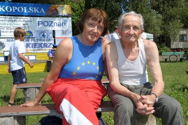 Teresa Zarzeczańska ze swoim mężem Teofilem Różańskim, który 25 lat temu był kierownikiem poznańskiej sztafety