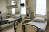 Szpital na Wyspie w Żarach ma już nowe skrzydło. Mieści się w nim  oddział wewnętrzny, geriatria, rehabilitacja i centralna izba przyjęć